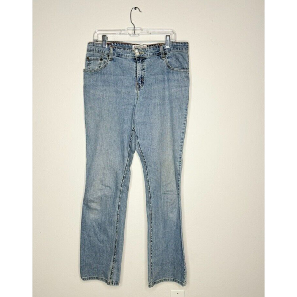 Levi Strauss Signature Stretch Mid Rise Straight Leg Misses 12 Long Light wash